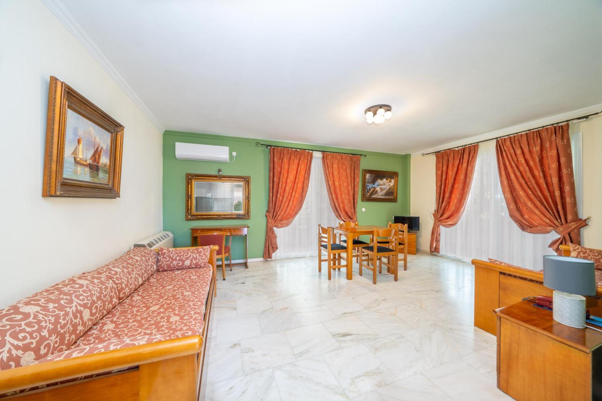 Odysseus Palace Poros  Buitenkant foto